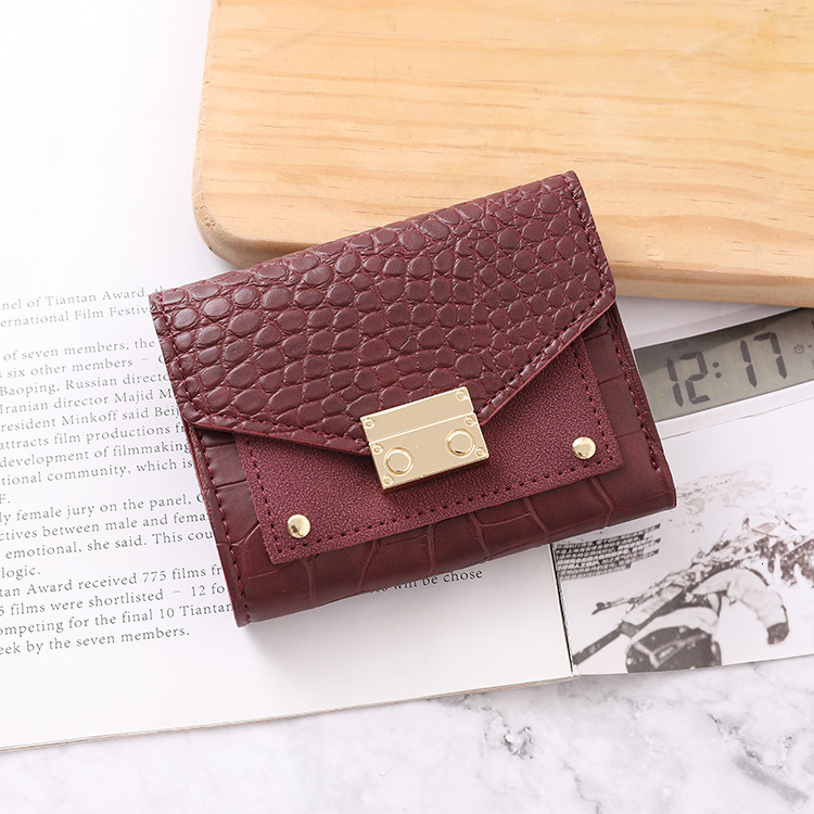 Free Designer Shipping Short Small Wallet For Women 2025 New Luxury Korean Style Buckle Triple Fold Card Bag Fashion Versatile Coin Purse