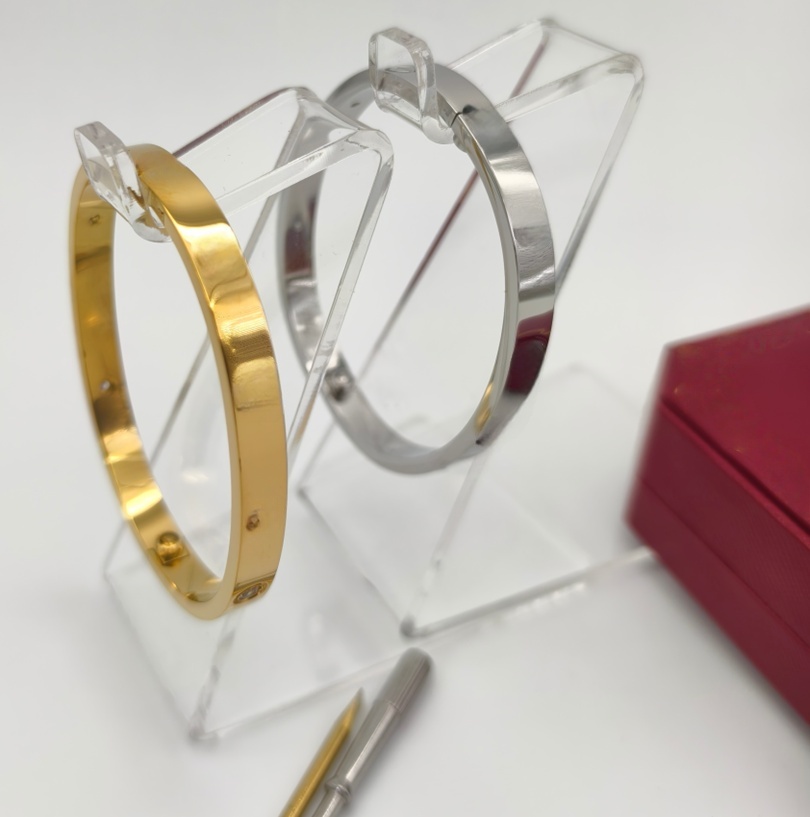 Designer Bracelets Screw Bangle Trendy Designer Fashion Plated Jewelrys Titanium Steel For Women Men Gold Designer Jewelry gold Bracelet