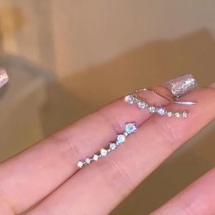 Elegant Designer Jewelry - Feminine Luxury Diamond Arc Earings w/ High-Quality Cubic Zirconia Accents in a Durable 18-Karat Golden Hue