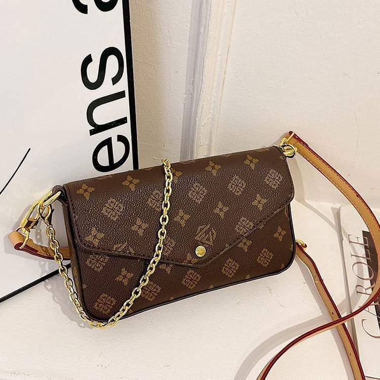 Free Shipping Designer Super Popular Retro Small Luxury Bag Bag For Women Winter New Niche Old Flower Chain Envelope Bag High-end Single Shoulder Cros