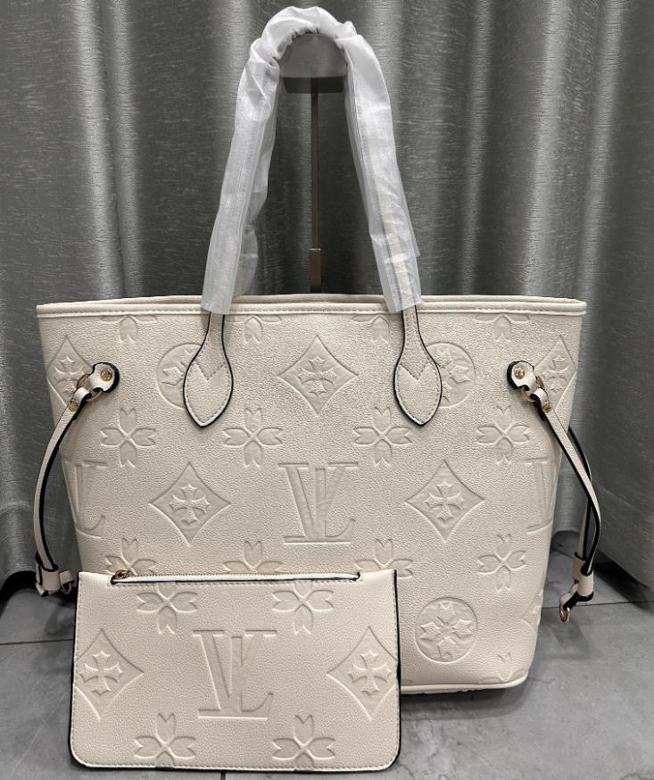 2 sets of luxury designer bags, embossed bags, shoulder bags, fashionable and multi-functional women's beach hand-held handbags, wallets without boxes 57