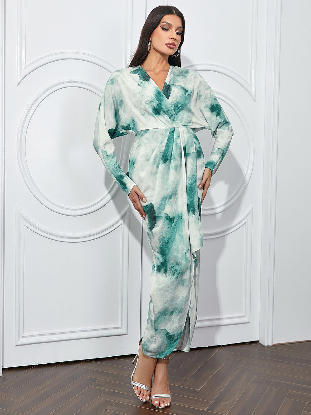 H618European and American new simple retro V-neck long sleeve side slit irregular dyeing dress dress