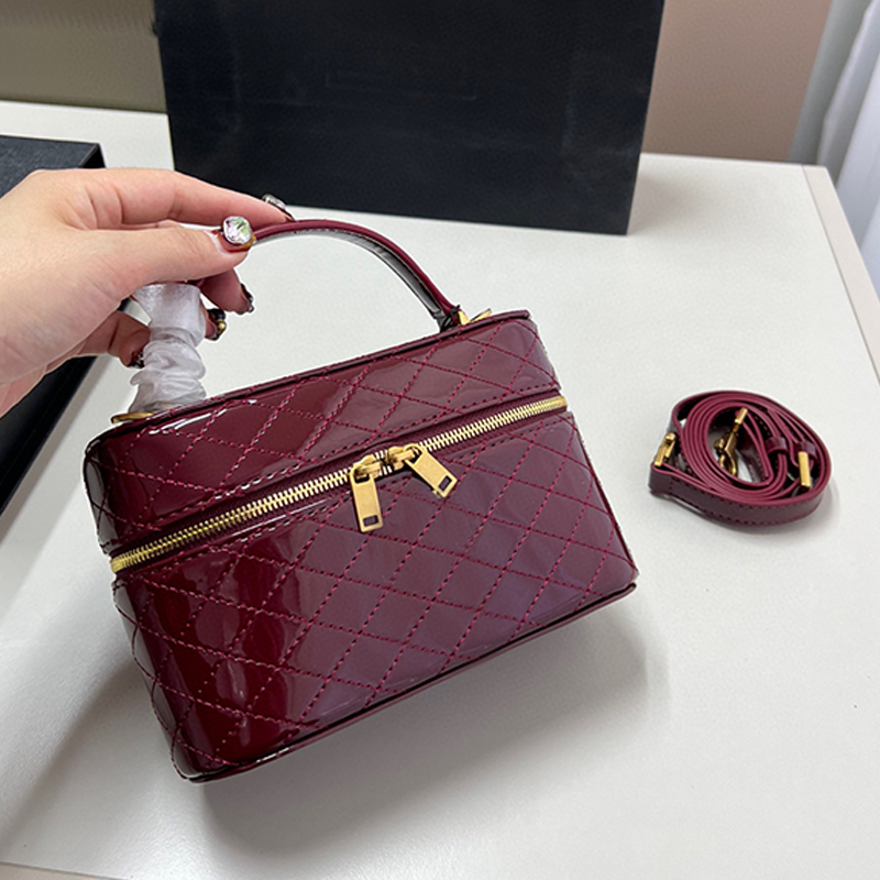 Luxury Designer Bags Box Makeupbag Fashion Makeup Bag High-quality Women's Handbag Wallet Cowhide Travel Storage Bags Toiletry Bag Mini Black Red Totes