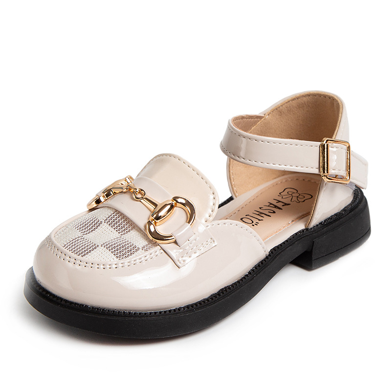 Girls' summer closed-toe sandals 2025 new style small leather shoes with soft soles anti-slip princess shoes for girls children's single sho