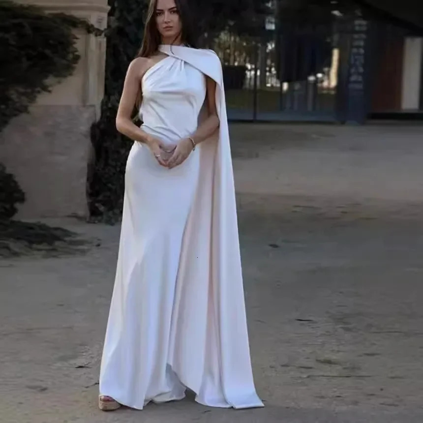 Womens Selling Fast Silk-Satin Feeling Halter Neck Dress European and American Style Sleeveless Summer Fashion Dress 250618