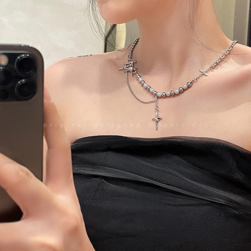 Luxury Premium Y2K Spice Girl Iridescent Pearl Cross Steel Trendy Hip Hop Streetwear Splice Collar Statement Chain for Women Silver fashion jewelry ne
