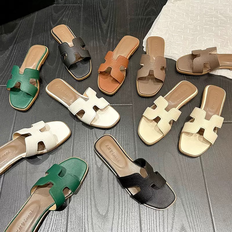 2025 luxury Designer Sandals Famous Designer Women Luxury Blue Pink Fashion Embroidery Sandals One line drag flat bottom Versatile 001