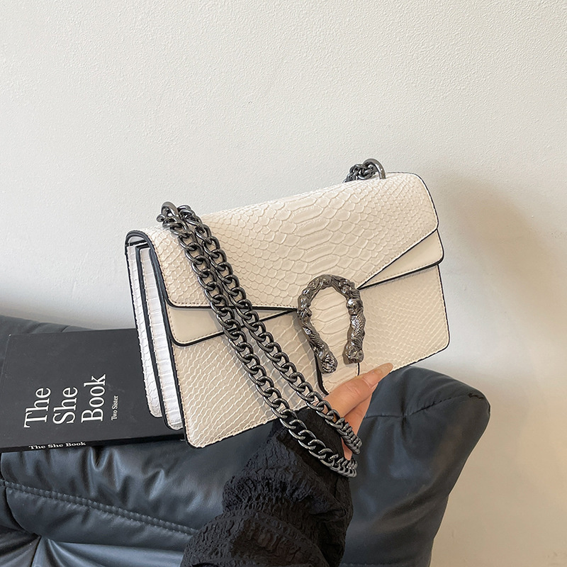 Free shipping designer 2025 new single shoulder crossbody bag fashion casual backpack crocodile pattern chain embossed women's bag black white