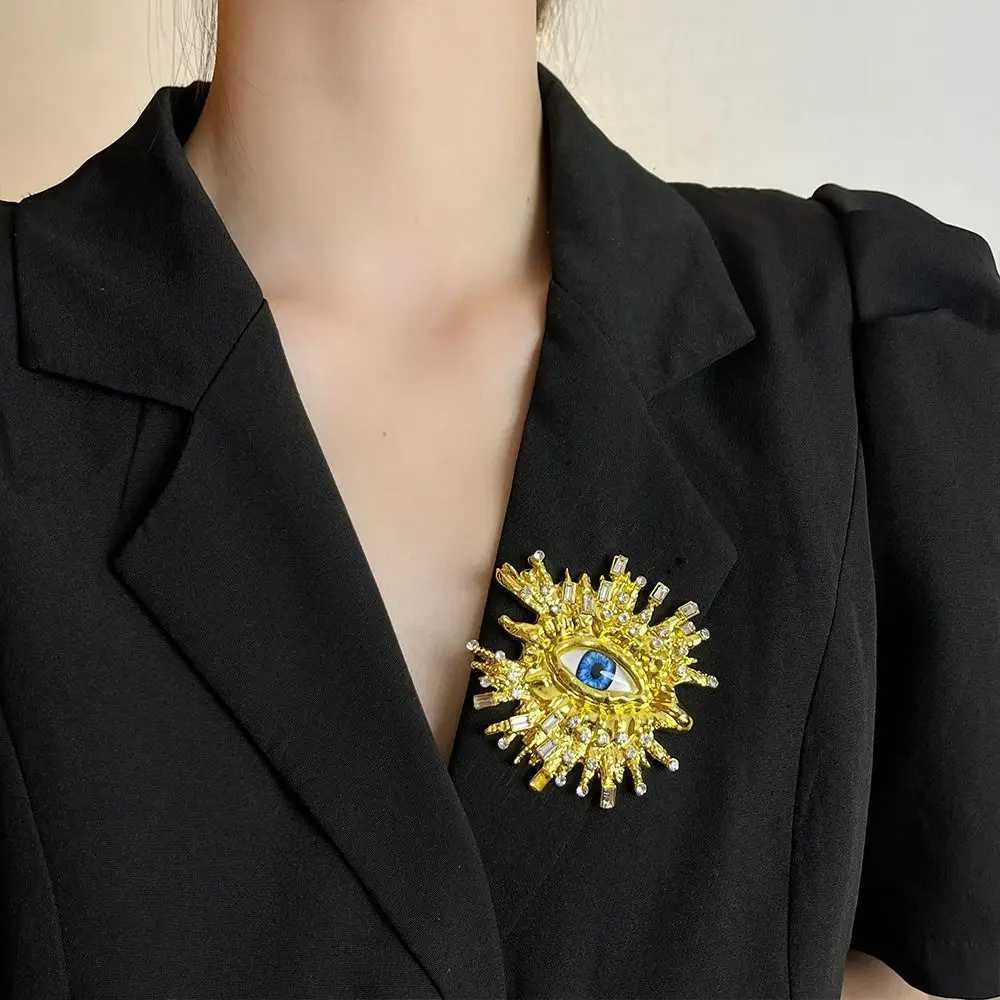 Vintage Devils Eye Jewelry Set Tassels Delicate Eyes of Demon Stud Earring Trendy Imitated Pearl Woman Brooch Autumn Winter Z250619