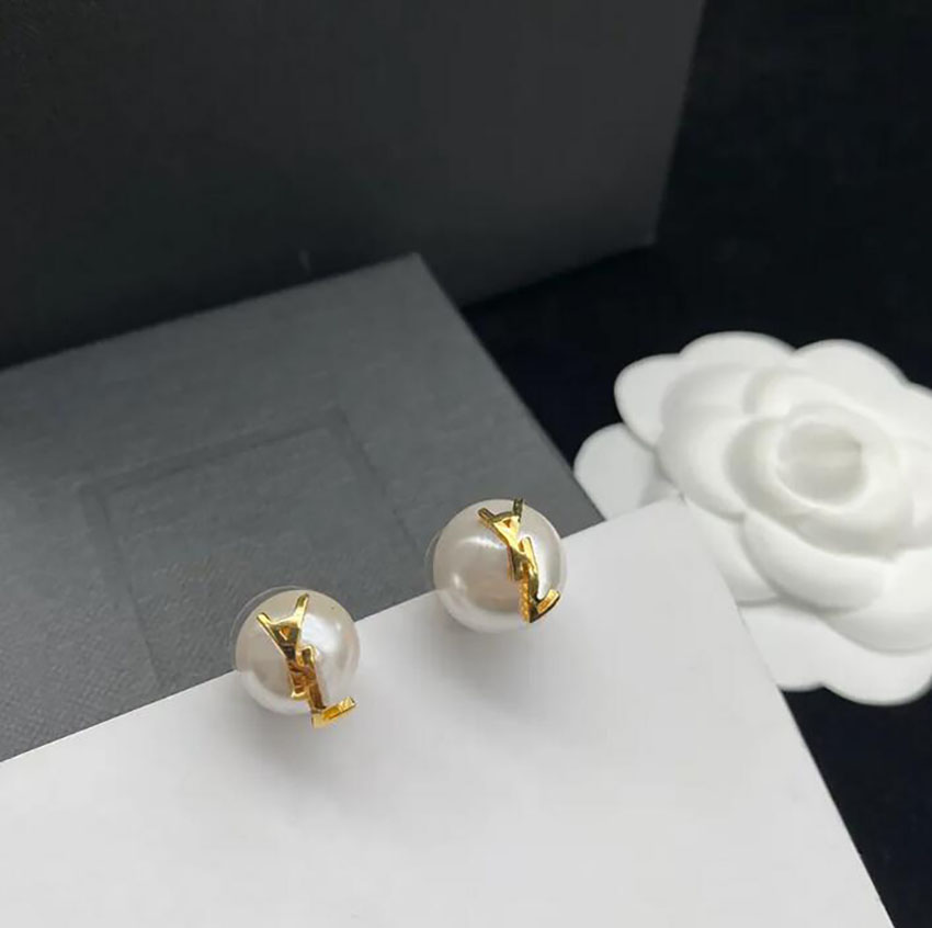 Popular Pearl Ear Studs Earring 18K Gold Plated Designer Earring Eardrop Elegant Lovers Gift aretes orecchini for Women Ladies High Quality Jewelry 02