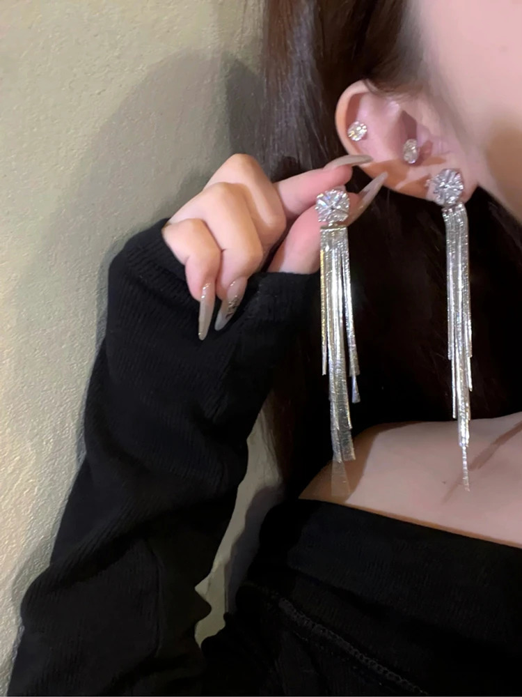 2024 Zirconia Crystal Long Tassel Drop Earrings For Women Gold Color Elegant Bridal Earrings Party Jewelry Oorbellen250616
