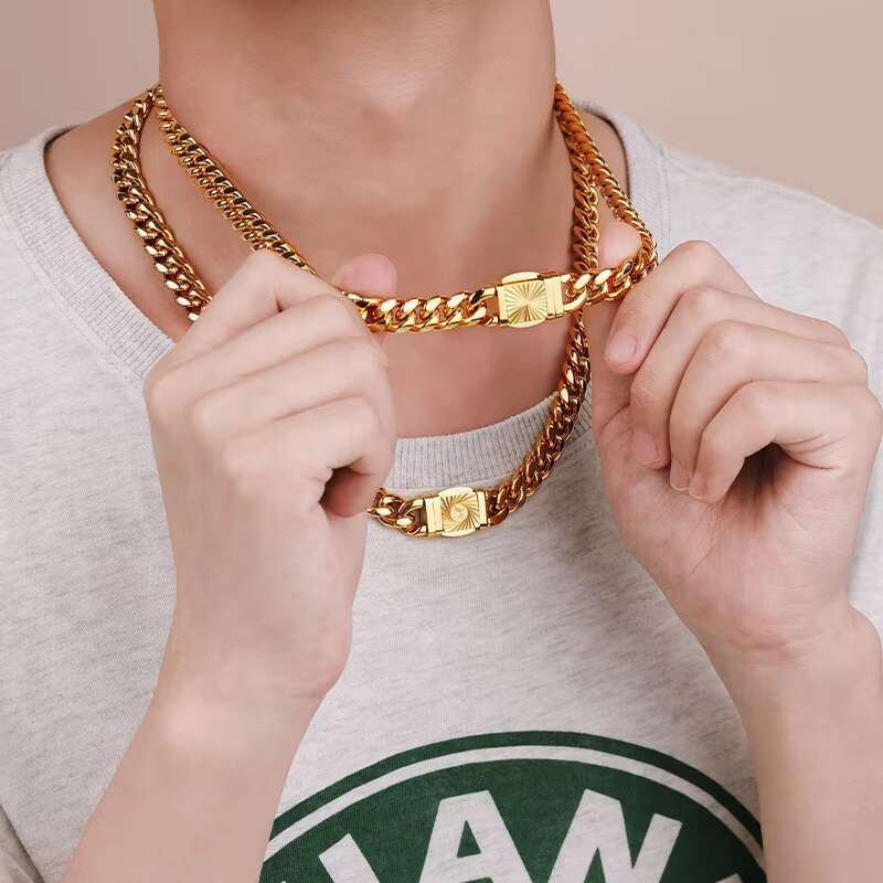 Wholesale Custom Hip Hop Stainless Steel 14K 18K Gold Plated Engraved Lock Clasp Miami Cuban Link Chain