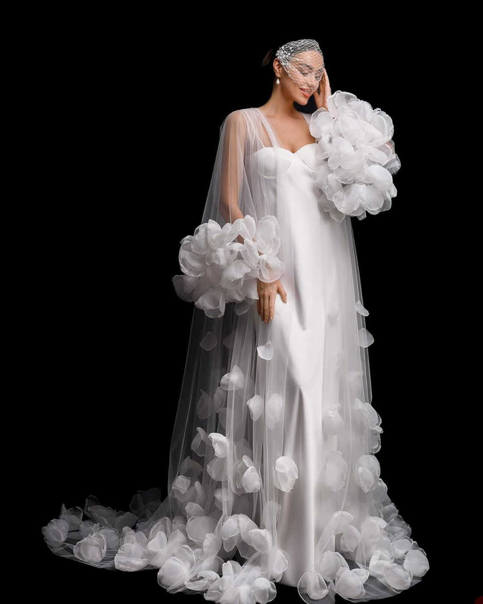 ELegant Tulle Robe Dress Puffy Women Long Sleeves Pregnant Bath Gown Wedding Anniversary Bride Sleepwear Nightwear Custom Made for Photoshoot