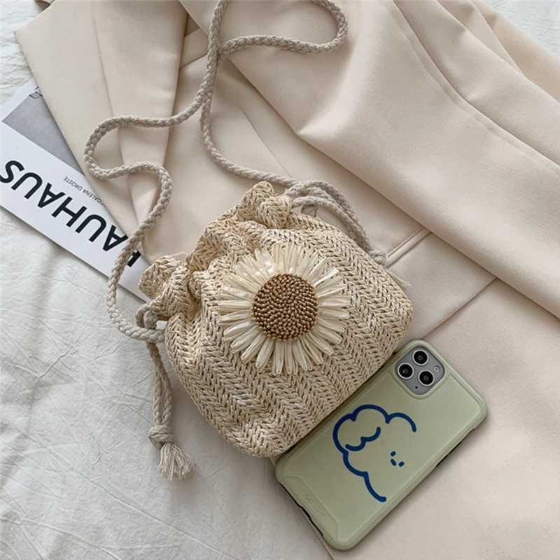 Fashion Small Shoulder Women Straw Drawstring Bucket Bag Flower Embroidery Beach Bags Summer Ladies Crossbody Handbags Z250619