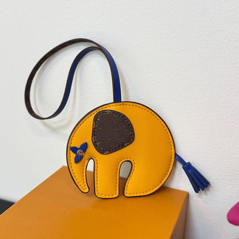 Desiogner Elephant Bag Charm Keychains Women Purse Charm Aaccessories Cute Monogram coated canvas Leather strap Lanyards Men Christmas Phone Stra