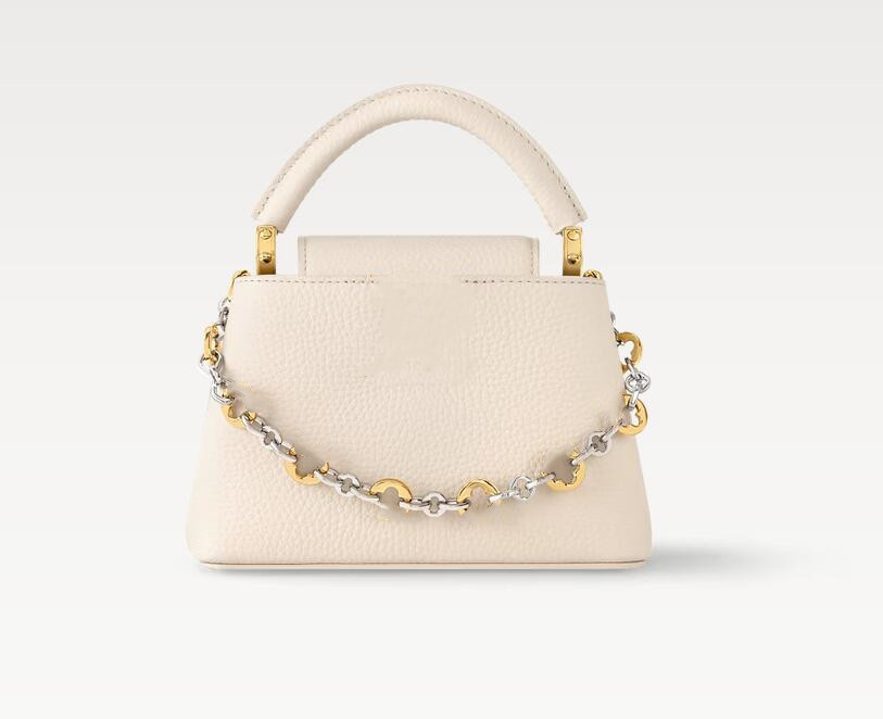 Fashion Monogram Letter Starfish Cherished Capucines BB Key Holder and Bag Charm Designer Keychains Metal Keychain Womens Skateboard Bag Charm Pendant Auto Parts