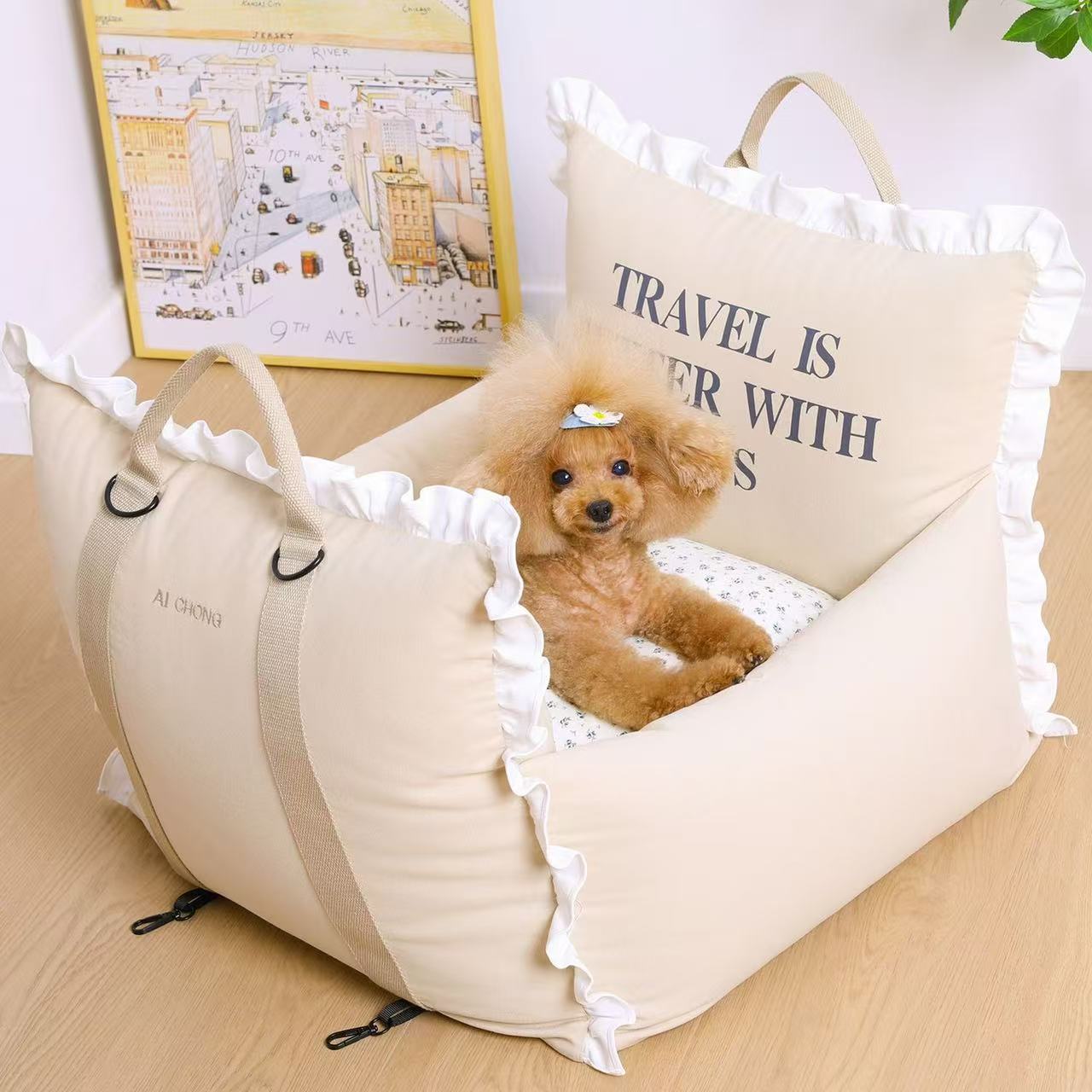 Handmade pet car safety seats, cat bags, small dog car dog beds, removable and washable throughout the four seasons