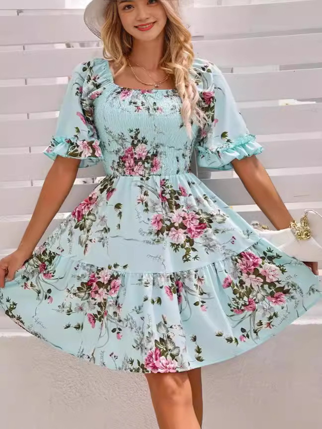 S619European and American Printed Floral Square Neck Pleated Short Sleeve Dress
