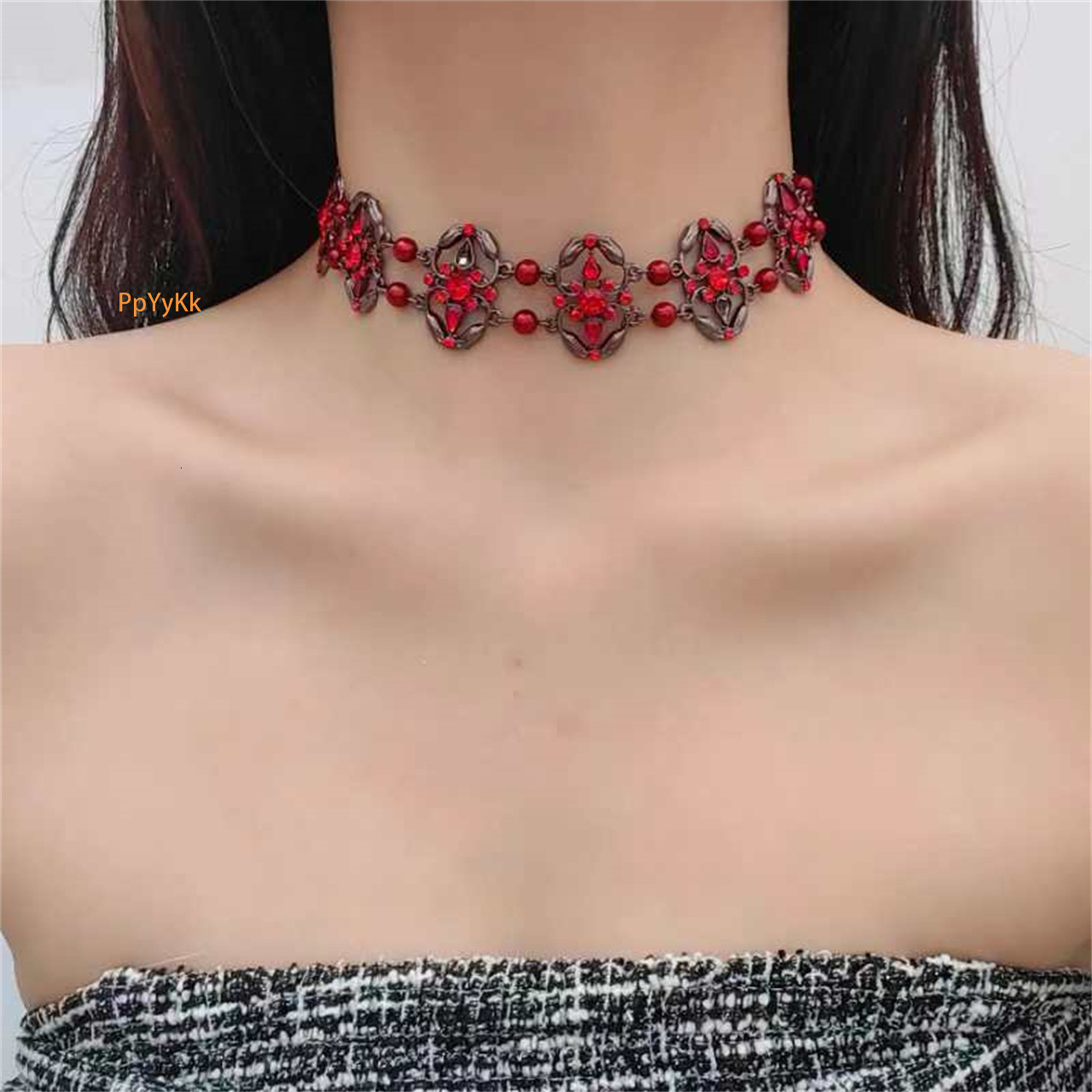 2025 Luxury Premium Red Crystal Pearl Advanced crystal Punk Gothic Hip Hop High Street Heavy Artisanal Craft Red-Black Choker Subculture Statement Jew