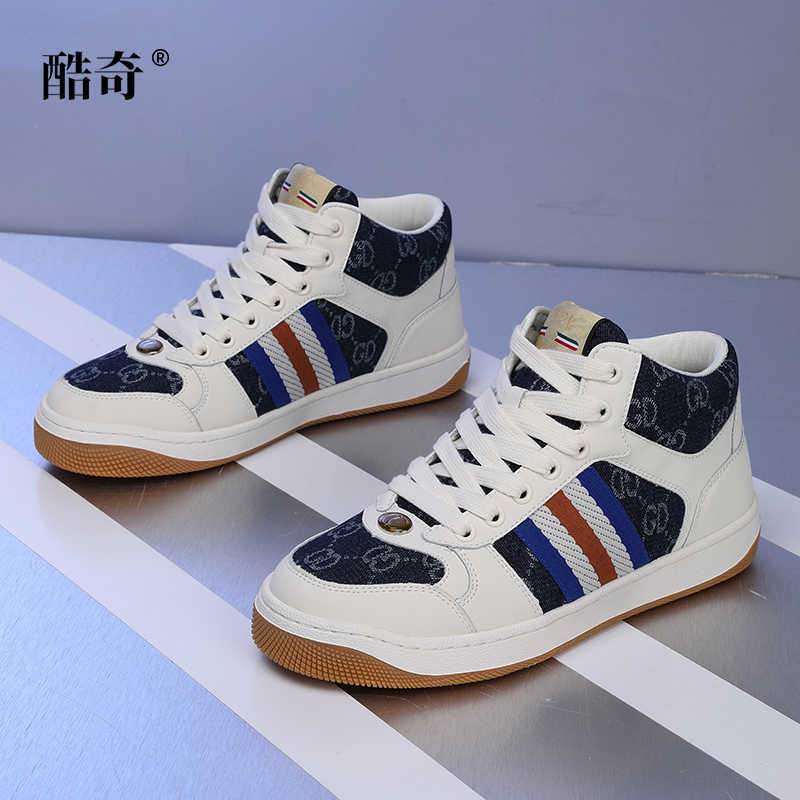 ROE1 YW6Z Designer Casual Shoes Men Women Sneakers Low Black White Gold Multi Color Camo Staesi Combo Bathing Pink Patent Leather Green Outdoor Traine