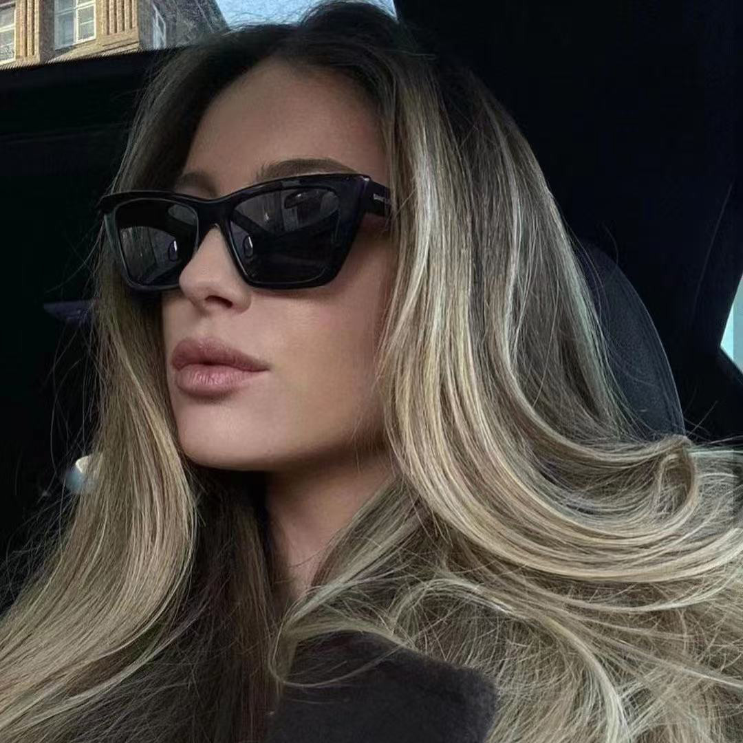 Luxury designer sunglasses for women men summer shades polarized Outdoor Shades Senior cat eye casual thin mirror frame Fine flat lenses Beach glasses Retro Frame