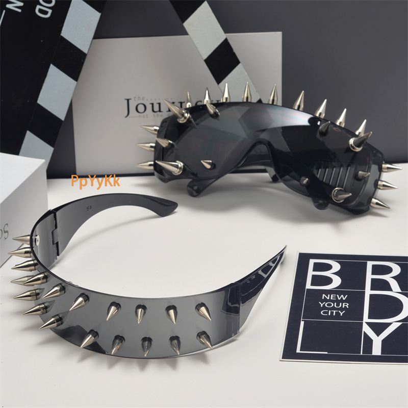 2025 Premium Luxury Cyberpunk Gothic Demonic Horns Brass Rivets Handcrafted Party Sunglasses - Oversized Whimsical Statement Eyewear with UV400 Protec
