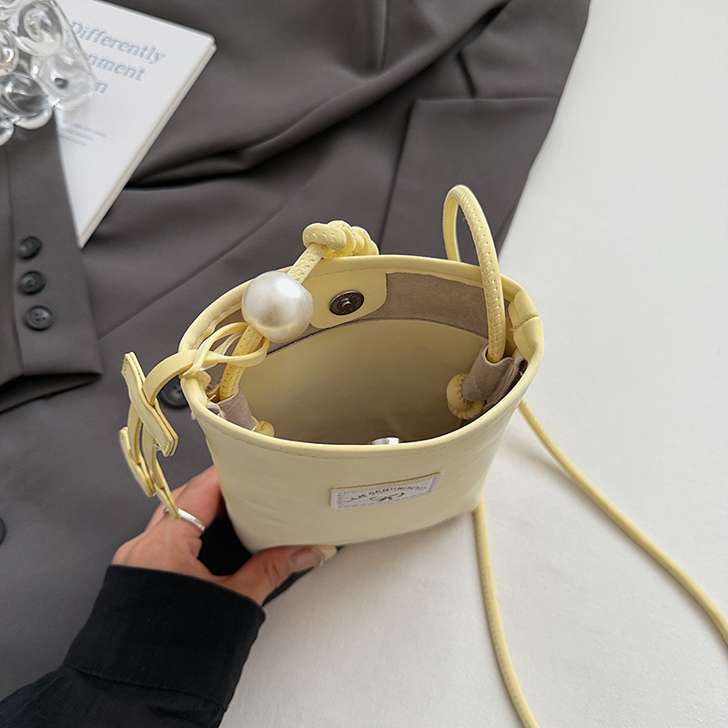 Original niche crossbody high-end bucket mini phone bag, shiny bow, underarm single shoulder women's bag