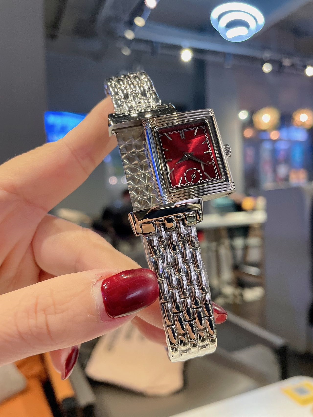 Hot Sale Watch For Women Fashion Watchs Luxury Watch en acier inoxydable Lady Wristwatch Luxury Watch Quartz Watches J003-2 Édition limitée