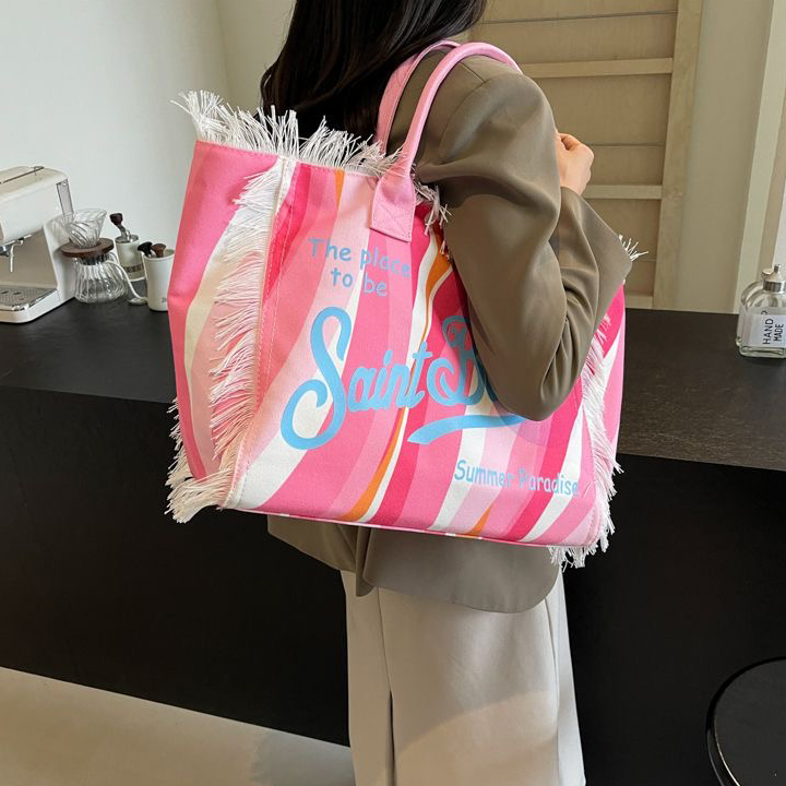 Designer Bag Beach Bags Shoulder Bag Summer Luxury Bag Totes Large Capacity Commuter Hot Sale Shopping Bag 01