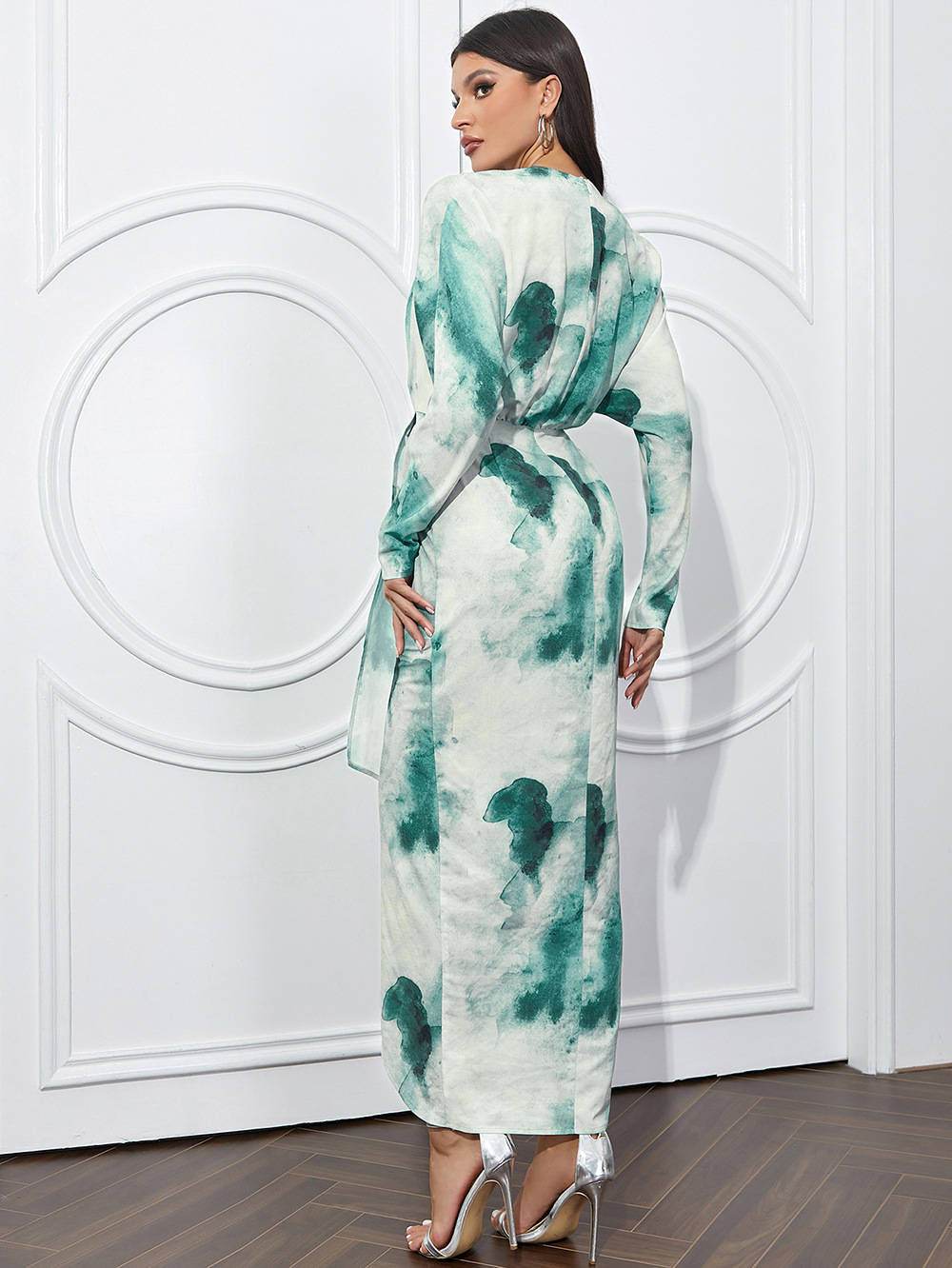 H618European and American new simple retro V-neck long sleeve side slit irregular dyeing dress dress