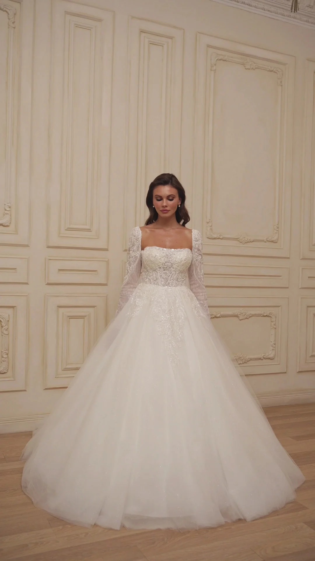 Modern Appliques Wedding Dresses HBridal Ball Gowns Long Sleeves Lace Up Backless Customized Bride Princess Sweep Train Vestidos De Novia Plus Size