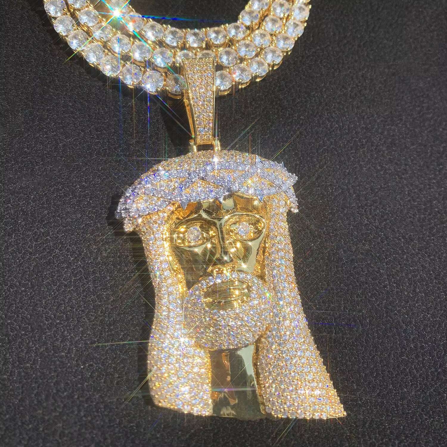 14K Gold Finish Huge Spooky Big Jesus Head Zircon Charm Iced Out Jumbo Pendant Cubic Zirconia Necklace for Men