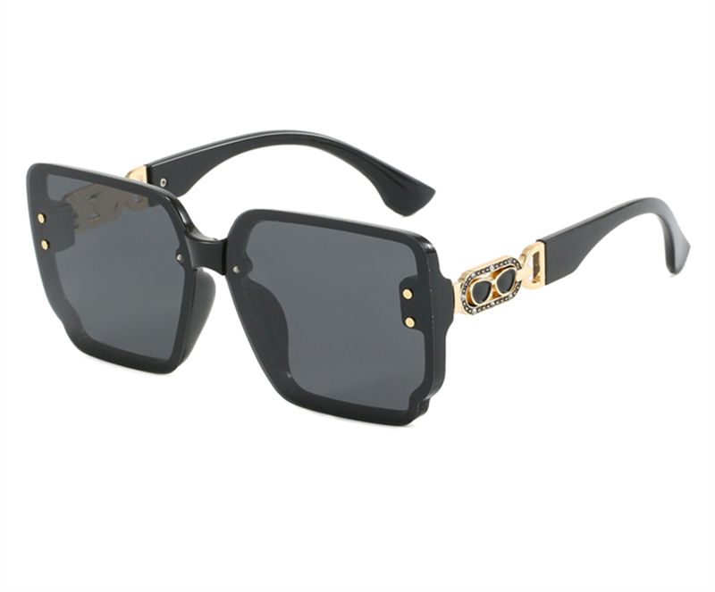 free shipping designer Sunglasses for woman and men Anti-UV classic Rectangle beach black white Adumbral