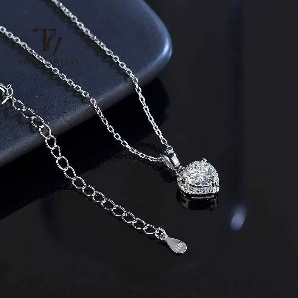 TY 1carat Moissanite Heart Pendant Womens Necklace D Color Real 925 Sterling Silver Necklace Shining Heart Valentines Day GiftXJ250620