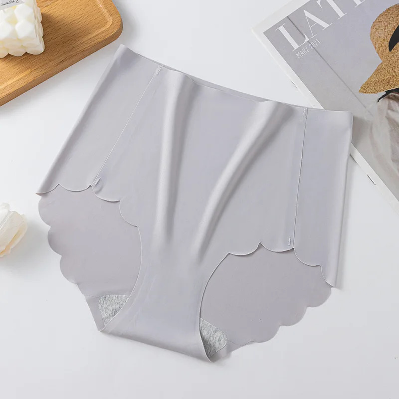 1pcs Panties Female Plus Size Underwear Ice Silk Solid Color Ladies Seamless Underpant Girl Briefs Breathable Sexy Panty 250609