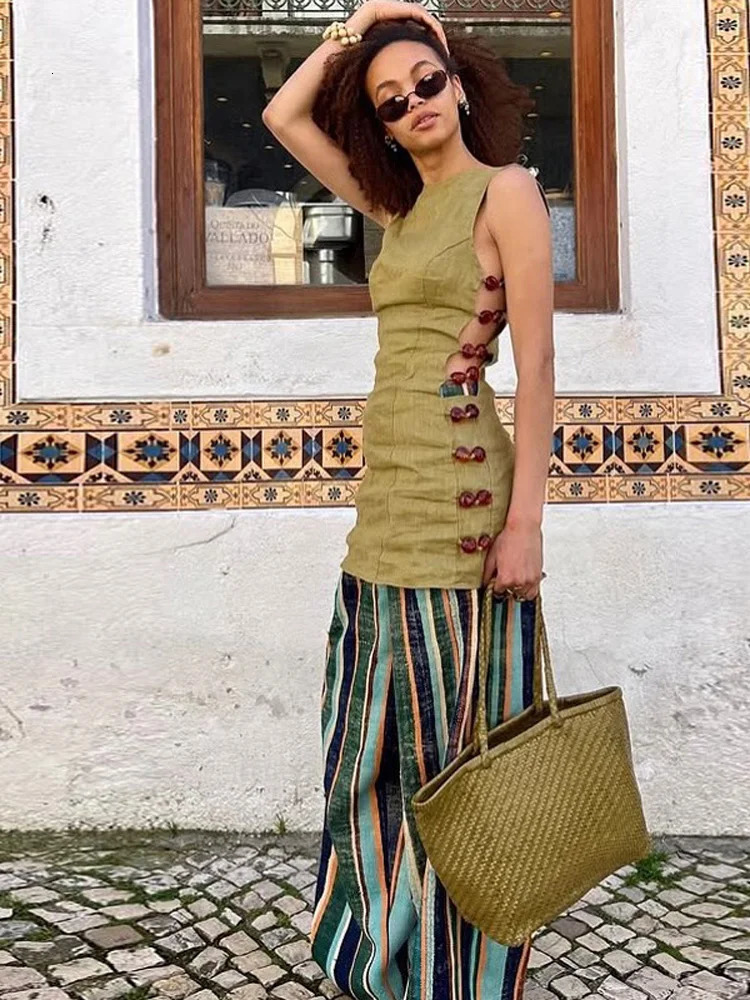 2025 Chic Side Hollow Bead Mini Dress Women Sexy Solid Sleeveless O-neck Slim Party Dresses Lady Retro Casual Streetwear 250619