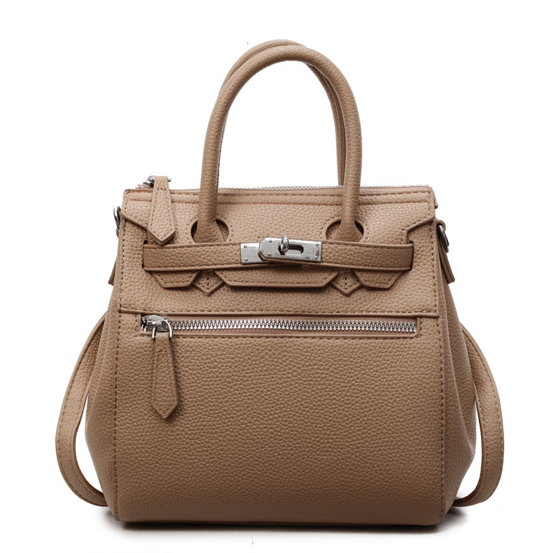 Free shipping designer Bag Korean Niche Lightweight Shoulder Bag Women Bag 2025 New Commuter Handbag Lychee Pattern Convertible Backpack Tote Bag