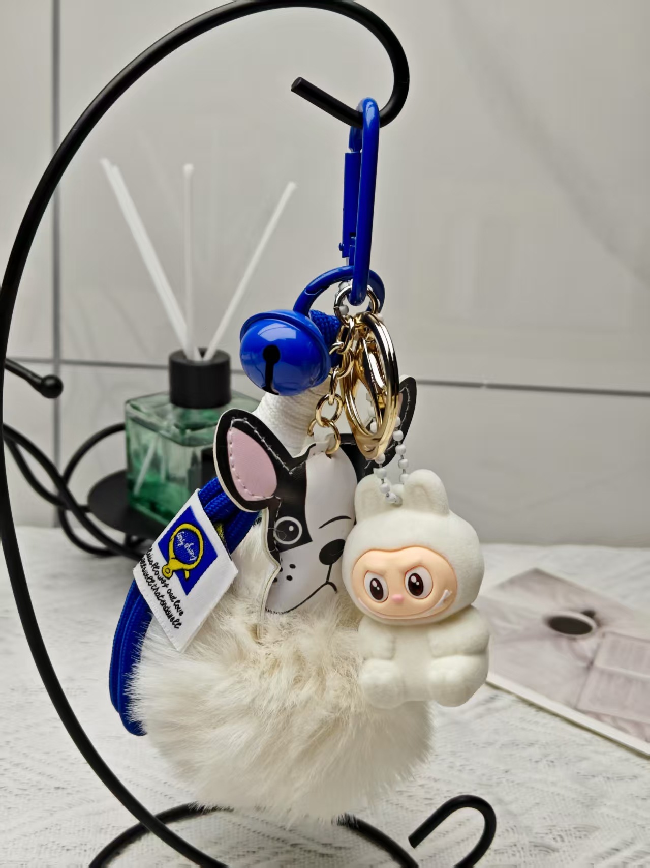 Internet Celebrity Trendy Cute Free Delivery Bucktooth Boy Labubu Plush Doll Keychain Designer Keychain Couple Pom-pom Keyring Small Gift Backpack Pen