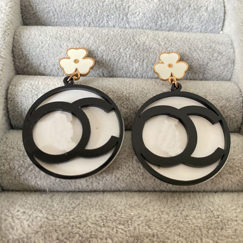 Fashion Designer Earrings Real Picture Flower Pendant Luxury Letter Hip Hop Stainless Steel Earrings For Women Wholesale