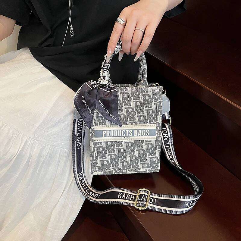 Versatile Women's Crossbody Bag - Brand Leather Handbags, Timeless Shoulder & Fashionable Tote Bags