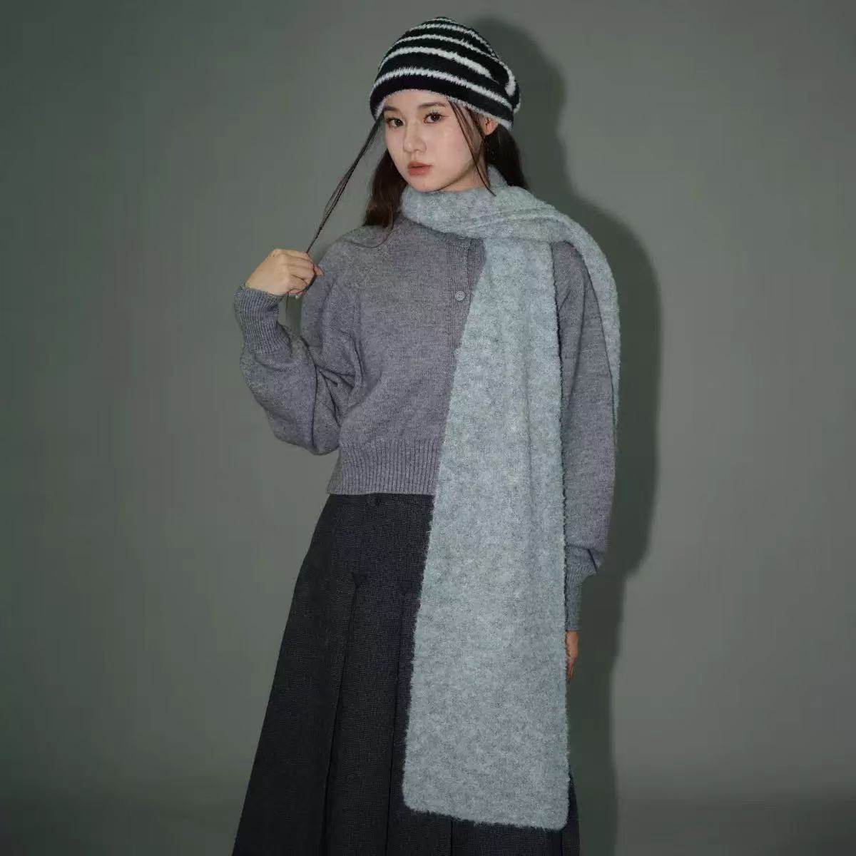 T1015 high-end design pure color retro wool blend autumn and winter warm knitted neck scarf for women