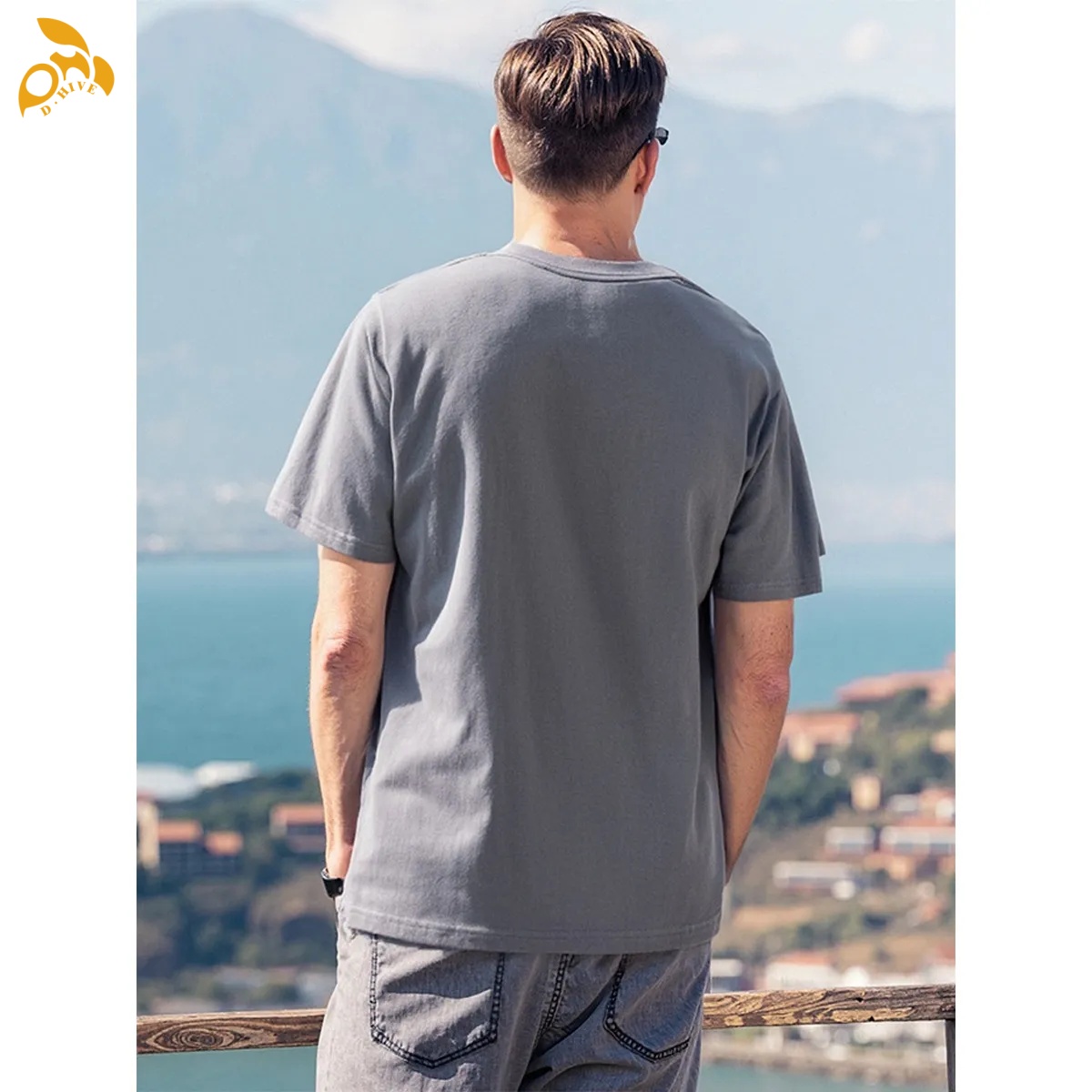 free shipping of customized American men's T-shirt 180GSM with exquisite patterns from US