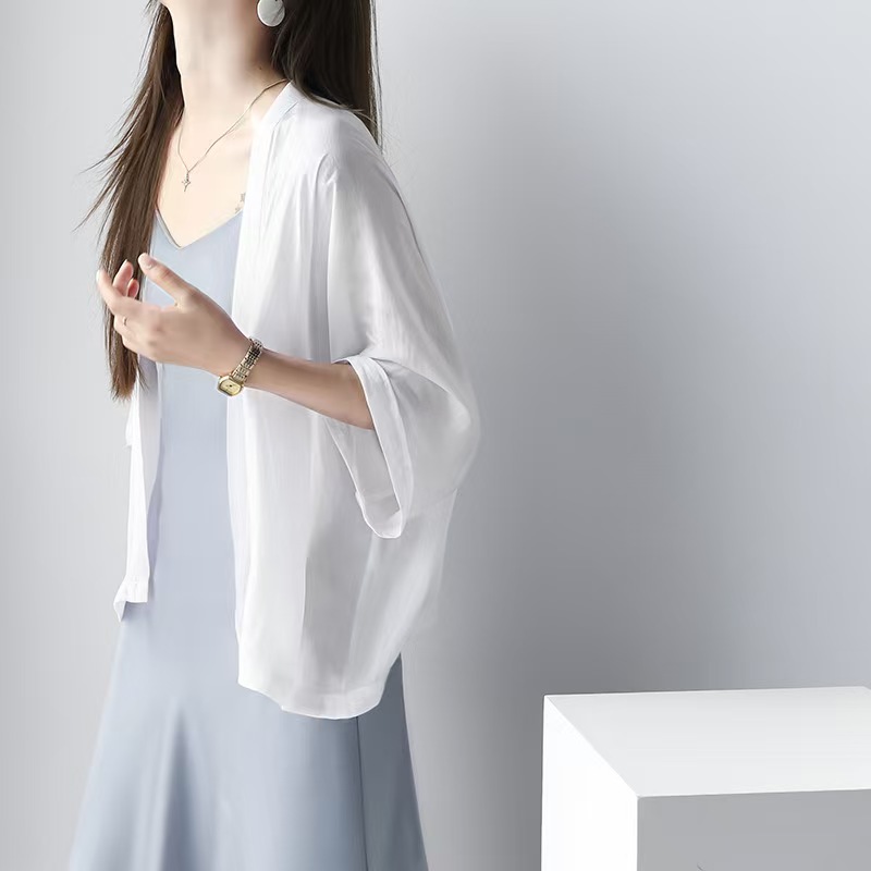 K1080 Silk texture ultra-thin sun protection clothing women's summer new style small shawl thin cardigan women's slim tops women