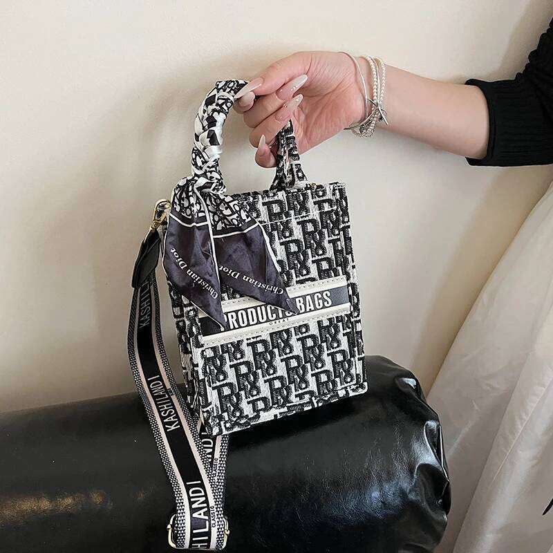 Versatile Women's Crossbody Bag - Brand Leather Handbags, Timeless Shoulder & Fashionable Tote Bags