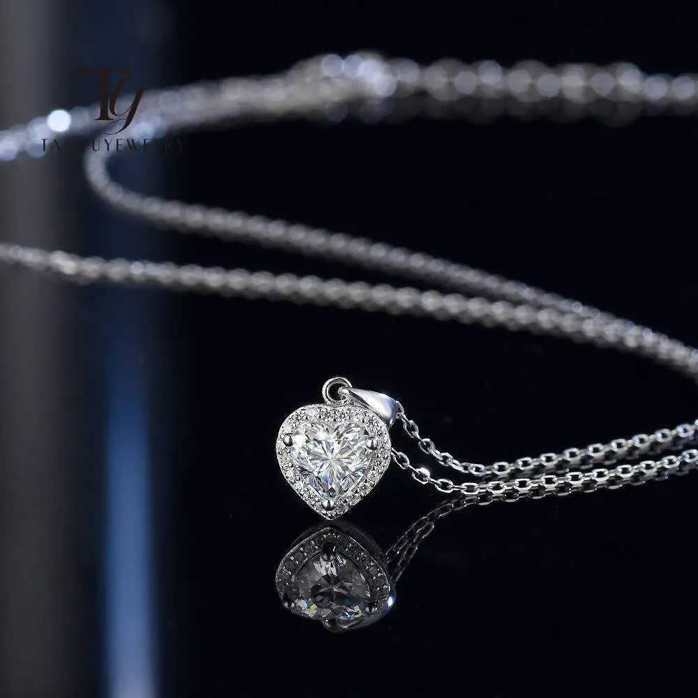 TY 1carat Moissanite Heart Pendant Womens Necklace D Color Real 925 Sterling Silver Necklace Shining Heart Valentines Day GiftXJ250620