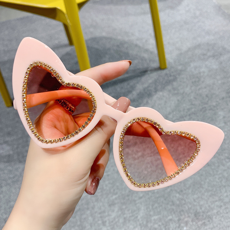 New Love Sunglasses Peach Heart Point Diamond Sunglasses Personalized Hand-made Diamond Heart-shaped Moissanite Glasses