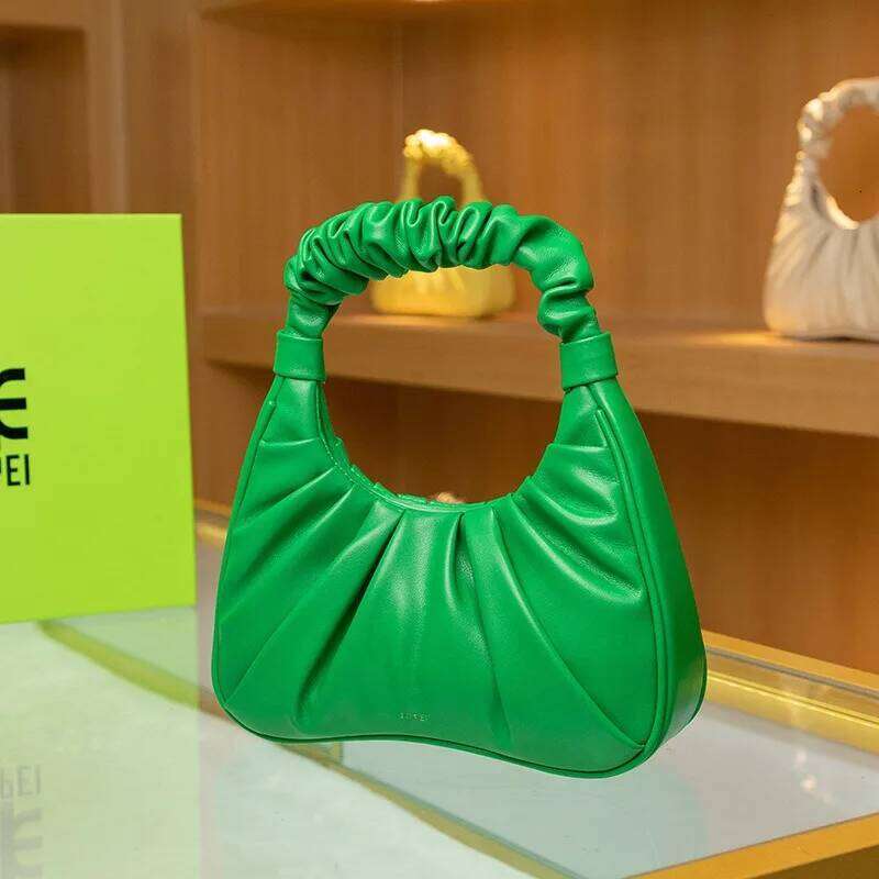 New Cloud With Niche Design, Pleated Bag, Fashionable Versatile, Hand-Held And Underarm Bag