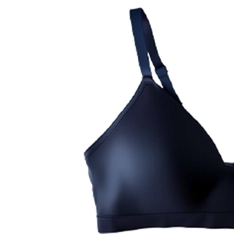 say goodbye to the stuffiness caused by strangulation womens wireless breathable seamless padded bra enjoying a comfortable naked feeling