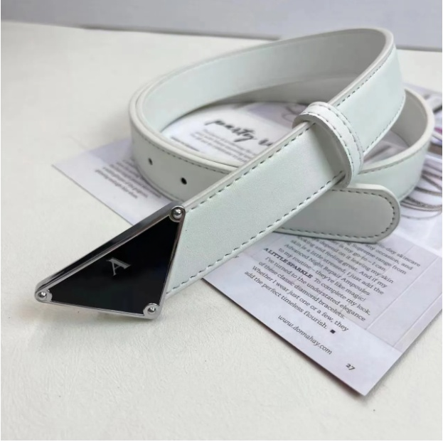 Designer Belt Womens BeltS Pinbutton Slim Waist Belt Leather Fashion Belt decorative belt high-quality genuine leather classic designer ladies belt top quality SS