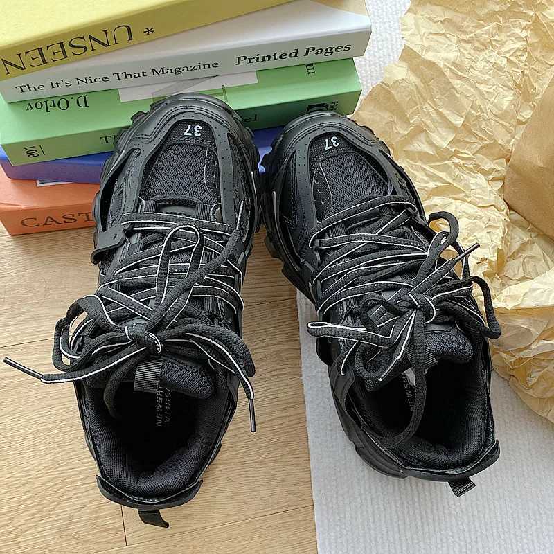 Chunky Sneakers Men Women Brand Designer Luxury Shoes Womens Casual Shoes Unisex Thick Sole Daddy Sneakers Girls Sports Shoes W250620